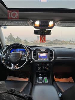 کرایسلەر 300